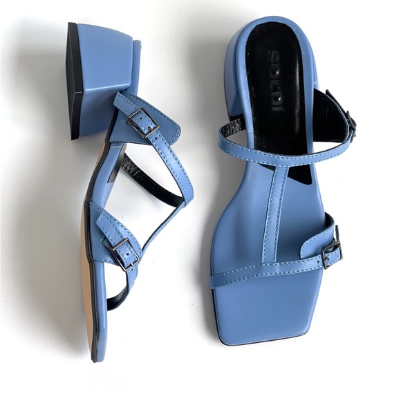 Women’s Leather Fashion Heel Sandals Blue - Picture 7 of 7
